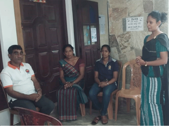 Educating families of migrant workers haputhale