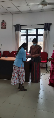Nena daru diriya Scholarship